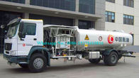 Xe tải chuyên dụng 6x6 Howo chuyên dụng / Xe tải tiếp nhiên liệu hàng không 18000L 20000L 25000L