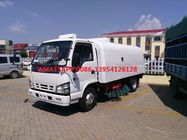 Xe tải chuyên dụng màu trắng, ISUZU 600P Cabin đơn 4X2 Sáu bánh 3M3 Mini Sweeper Road Truck