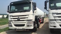 ZZ1257N5241W Xe tải chở xăng dầu HOWO 6x4 371HP với lốp 12.00R20