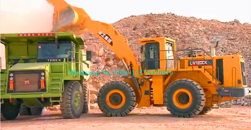 Tải trọng nặng 12 tấn Máy xúc bánh lốp lớn XCMG LW1200K với sử dụng thùng đá 6.5m3 nhập khẩu động cơ 418k Cummins