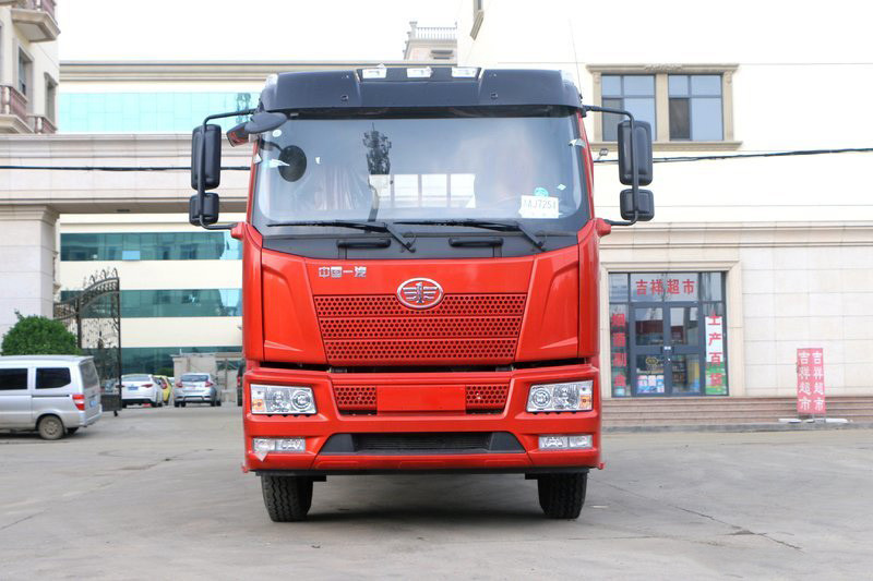 Big FAW 290 Mã lực 4X2 Xe tải chở hàng nặng 8 tấn với lốp 9.00R20