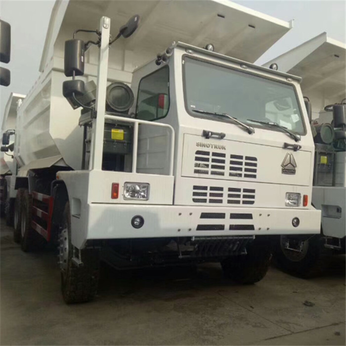 Sinotruk Howo Load Dump Truck 6 * 4/30 tấn Tipper Xe tải khai thác