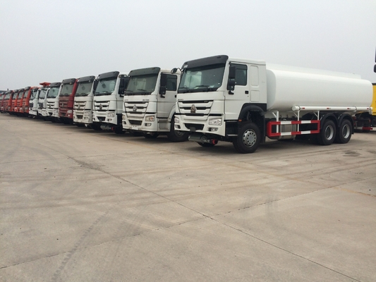 SINOTRUK HOWO 28000L RHD xe tăng 8x4 6x4 Động lực 12 lốp xe