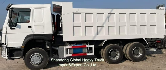 Máy xách tay trái tay phải Sinotruck 15 25 35 Ton HOWO 371HP 375HP 400HP 6X4 8X4 Được sử dụng