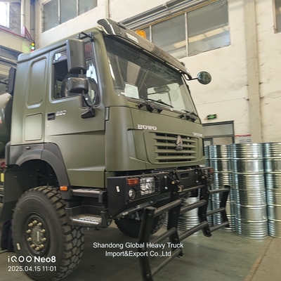 Thanh dầu vận chuyển Tank nhiên liệu HOWO xe tải xăng với giá thấphowo 4X4 xe tải xăng nhiên liệu
