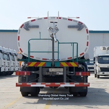 Sinotruk HOWO 6X4 xe tải xăng nước 18000L 20000L 20tons nước phun phun xe tải xăng