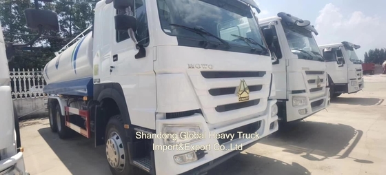 Động cơ diesel Sinotruck HOWO 6X4 336HP HOWO 10 Lốp xe 20000 lít Máy phun nước xe tăng
