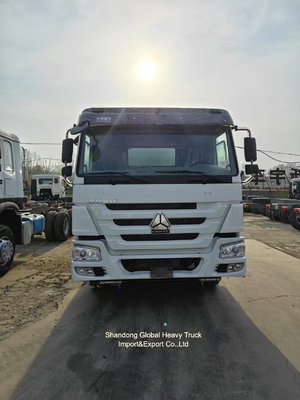 Dongfeng Sinotruck HOWO Shacman Công việc nặng 18000L Xe tải xăng nước