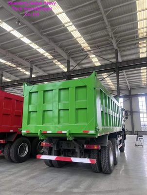 Xe ben hạng nặng Sinotruk HOWO với tải trọng 25-30 tấn, thùng hàng 5600 ×2300×1500 mm và bình nhiên liệu 400L