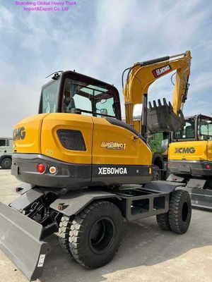 Máy đào bánh xe 7 tấn hiệu quả cao với công suất 0,23m3 và động cơ 48 kW để di chuyển đất