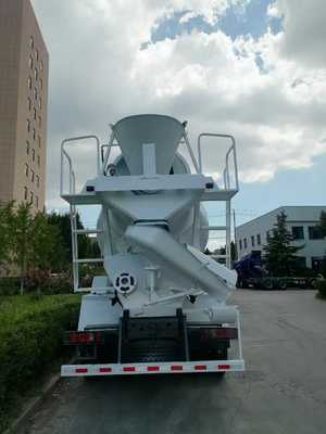 Xe trộn bê tông HOWO 6X4 12 khối hiệu quả cao, đã qua sử dụng