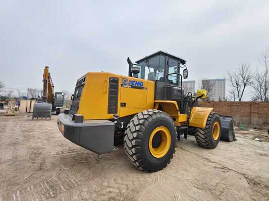 XCMG ZL50GN Máy tải bánh xe tải 5 tấn với công suất 162kW và bố trí chống bụi cho xây dựng