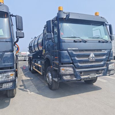 Xe hút nước thải chân không HOWO 15CBM với ổ đĩa 6 × 4 và động cơ 336HP để làm sạch bể tự hoại và chất thải công nghiệp