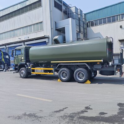 HOWO TX 6 × 4 xe tải bể nước với tải trọng 20T và tiêu chuẩn khí thải Euro 2 cho việc làm sạch đường và kiểm soát bụi