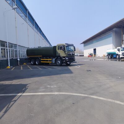 Xe tải thùng nước HOWO TX 6 × 4 dành cho Ghana Đường phun kiểm soát bụi Thủy lợi Làm sạch và xây dựng thành phố Sử dụng