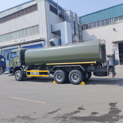 HOWO TX 6 × 4 Xe tải bể nước với 15-20 CBM Capacity và bơm nước áp suất cao để kiểm soát bụi và tưới tiêu