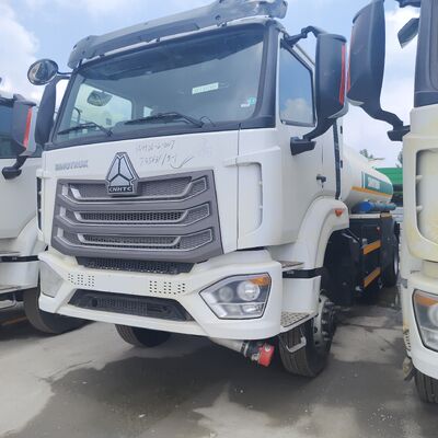 HOWO NX 6×4 CNG Tank Fuel Truck với động cơ 400HP và dung lượng 25.000L cho phân phối nhiên liệu