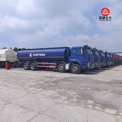 Xe bồn chở nhiên liệu HOWO NX 8x4 30000L Xe bồn chở dầu hạng nặng cho thị trường Ghana