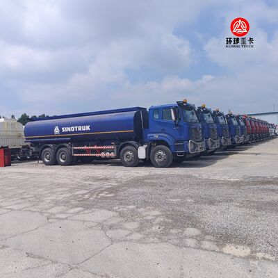 Xe bồn chở nhiên liệu HOWO NX 8x4 30000L Xe bồn chở dầu hạng nặng cho thị trường Ghana