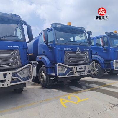 Xe bồn chở nhiên liệu HOWO NX 8x4 30000L Xe bồn dầu diesel hạng nặng cho thị trường Tanzania