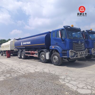 Xe bồn chở nhiên liệu HOWO NX 8x4 30000L Xe bồn dầu diesel hạng nặng cho thị trường Châu Phi