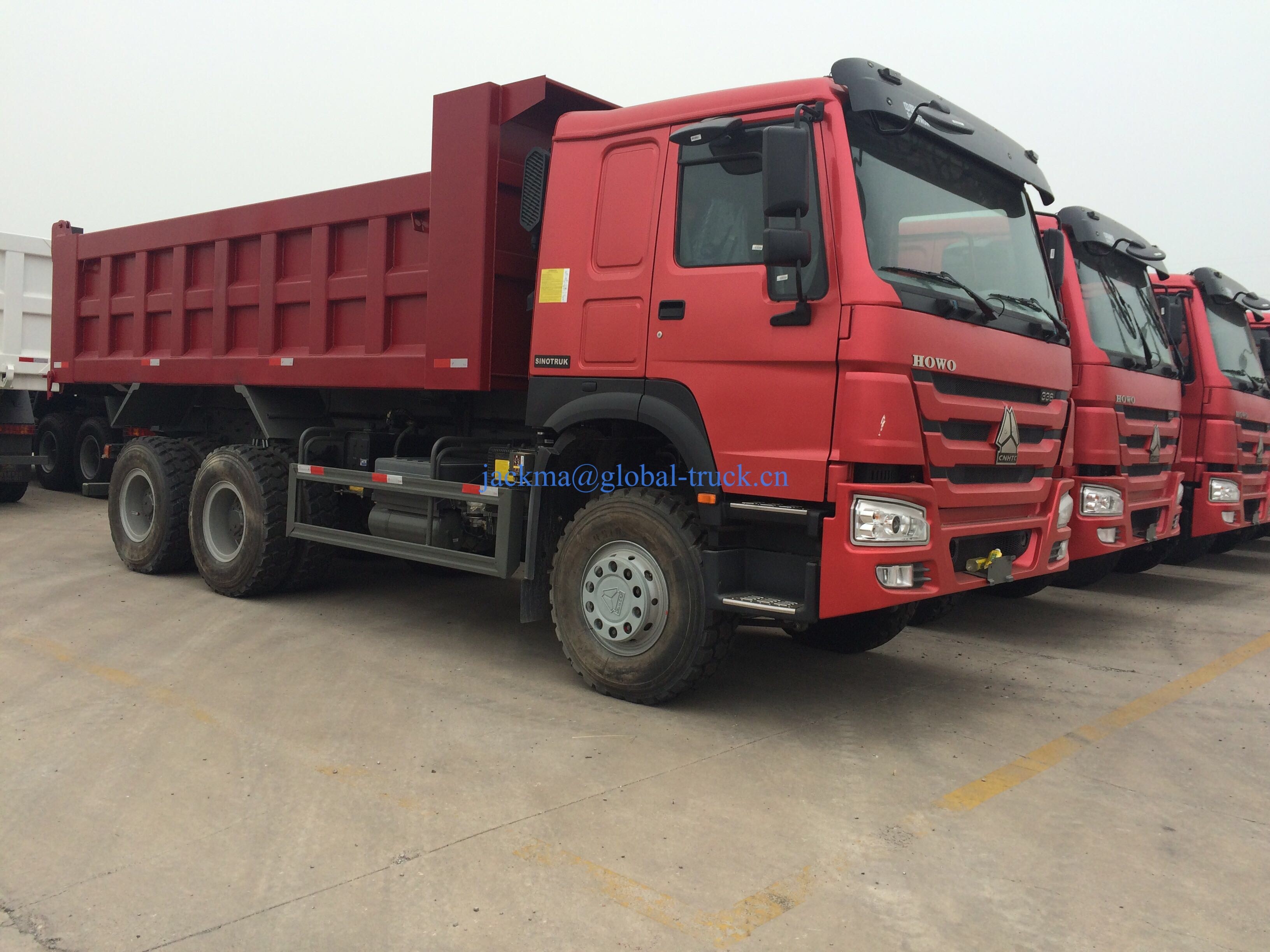 Chiếc xe bán tải cũ 6x4 SINOTRUK HOWO Ton 10 bánh xe bán tải cũ