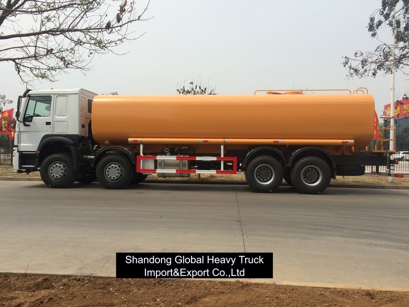HOWO Truck vận chuyển nước Truck vận chuyển nước Truck vận chuyển xăng Truck vận chuyển xăng Truck vận chuyển xăng