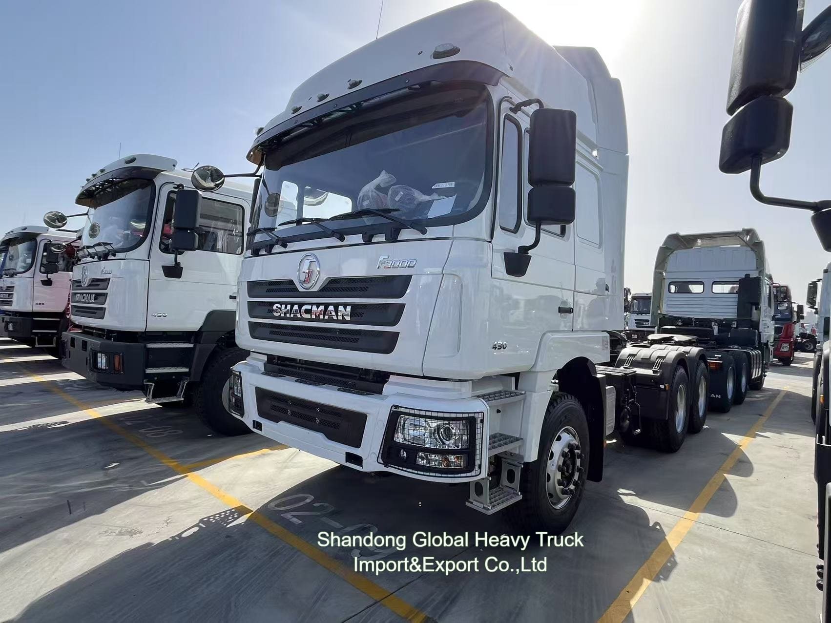 Shacman Dump Truck Đầu máy kéo Shacman F3000 X3000 6X4 371HP xe tải cũ