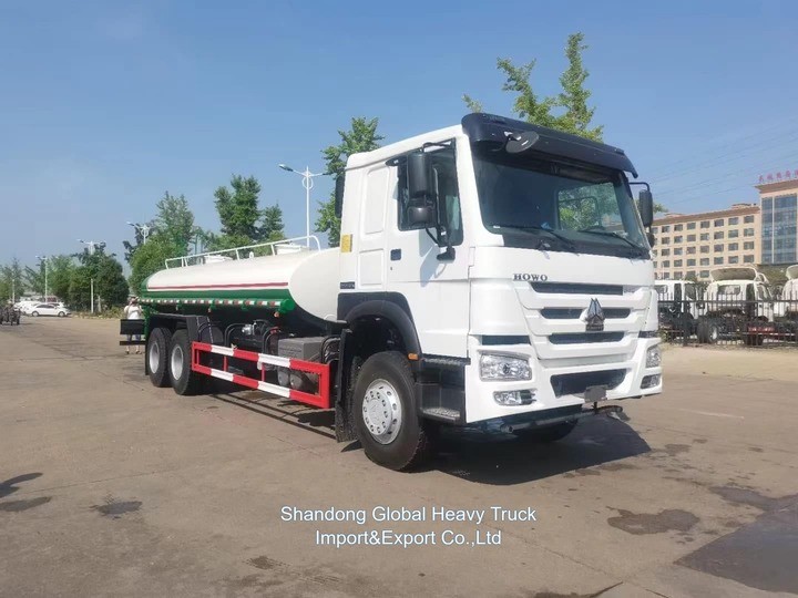 Diesel hướng dẫn 5000 lít đường phố máy phun nước khác nhau kích thước xe tải bể nước