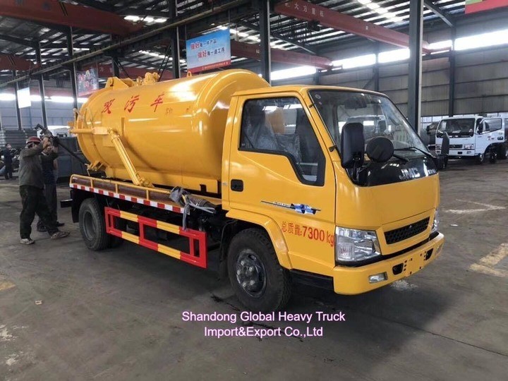 Dongfeng HOWO 4 × 2 Xe hút nước thải với dung lượng bể 12m3 và động cơ 190HP để loại bỏ bùn hiệu quả