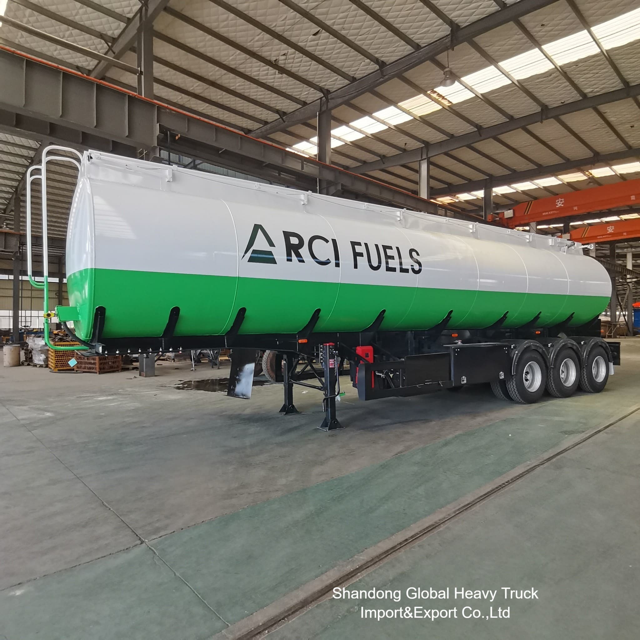 3-Axle Tanker nhiên liệu Semi-trailer 50000L Capacity Steel Construction