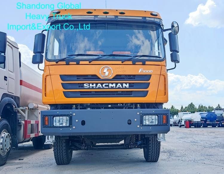 Xe tải đổ rác hạng nặng với dung lượng tải trọng 30-35 tấn 400 lít bể nhiên liệu và lốp xe 12.00R20