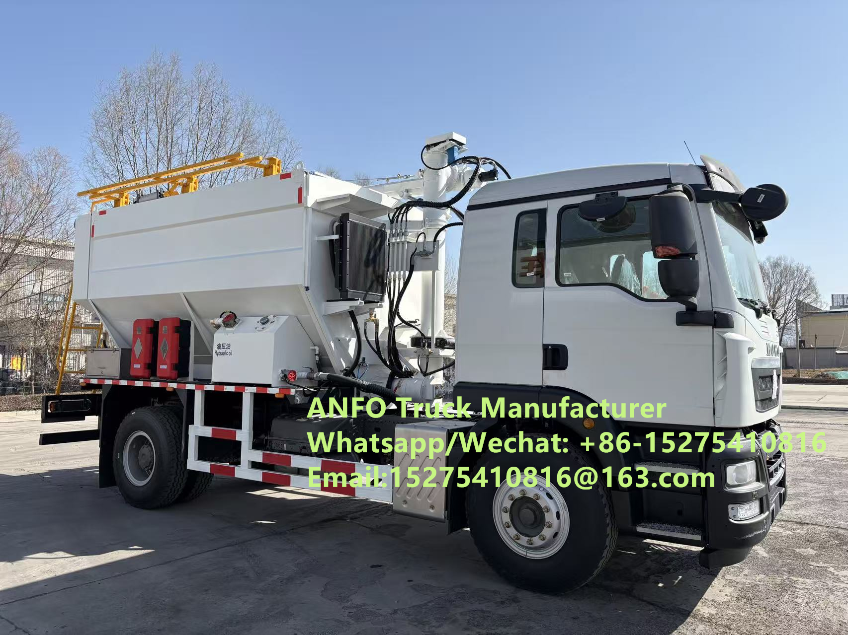Sturdy and durable HOWO 10/15/20/30T BCLH-10 on-site mixing and charging machine granular ammonium explosive ANFO Truck Emulsion Blasting service Drilling mobile explosive Manufacturing Unit TREAD MMU