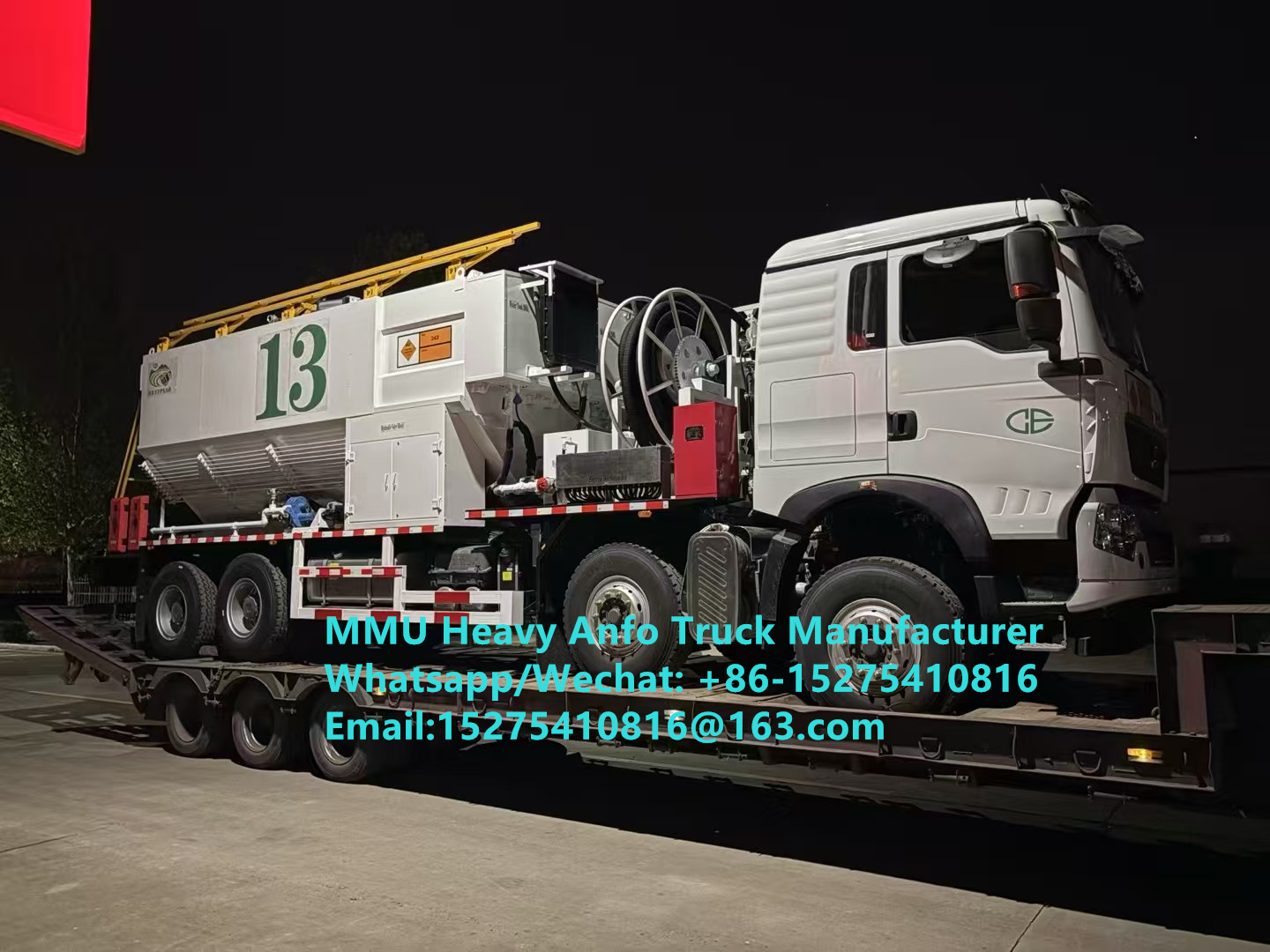 Trộn và sạc thông minh HOWO chất nổ dầu amoni nặng đa chức năng Xe tải 15/20/25Ton Xe tải nhũ tương nặng ANFO Nga/Kazakhstan/Uzbekistan/Indonesia/Guinea Dịch vụ nổ mìn
