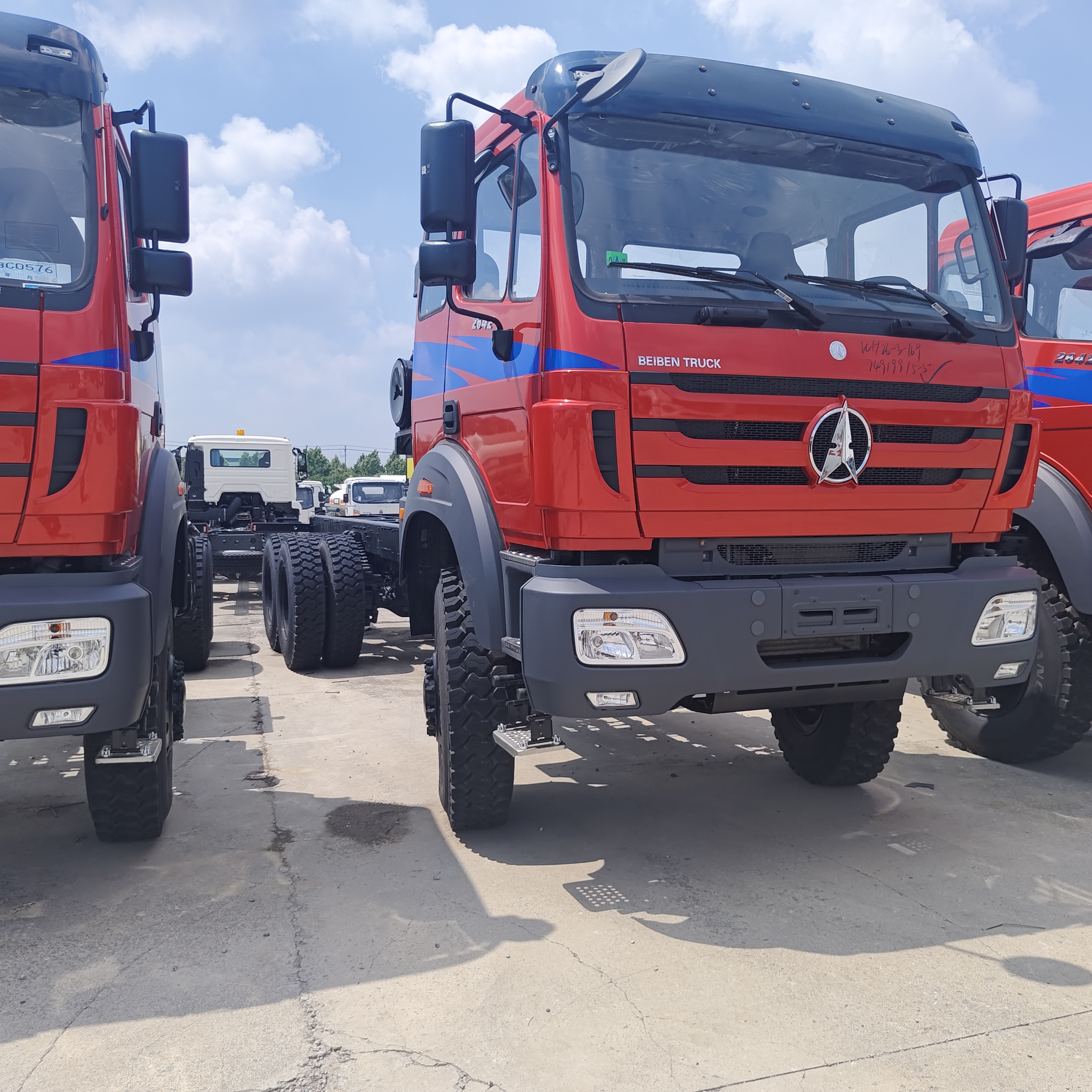 BEIBEN 2638 6 × 4 Heavy Duty Mining Dump Truck với động cơ WEICHAI 380HP và tải trọng 25-35 tấn cho hoạt động khai thác mỏ