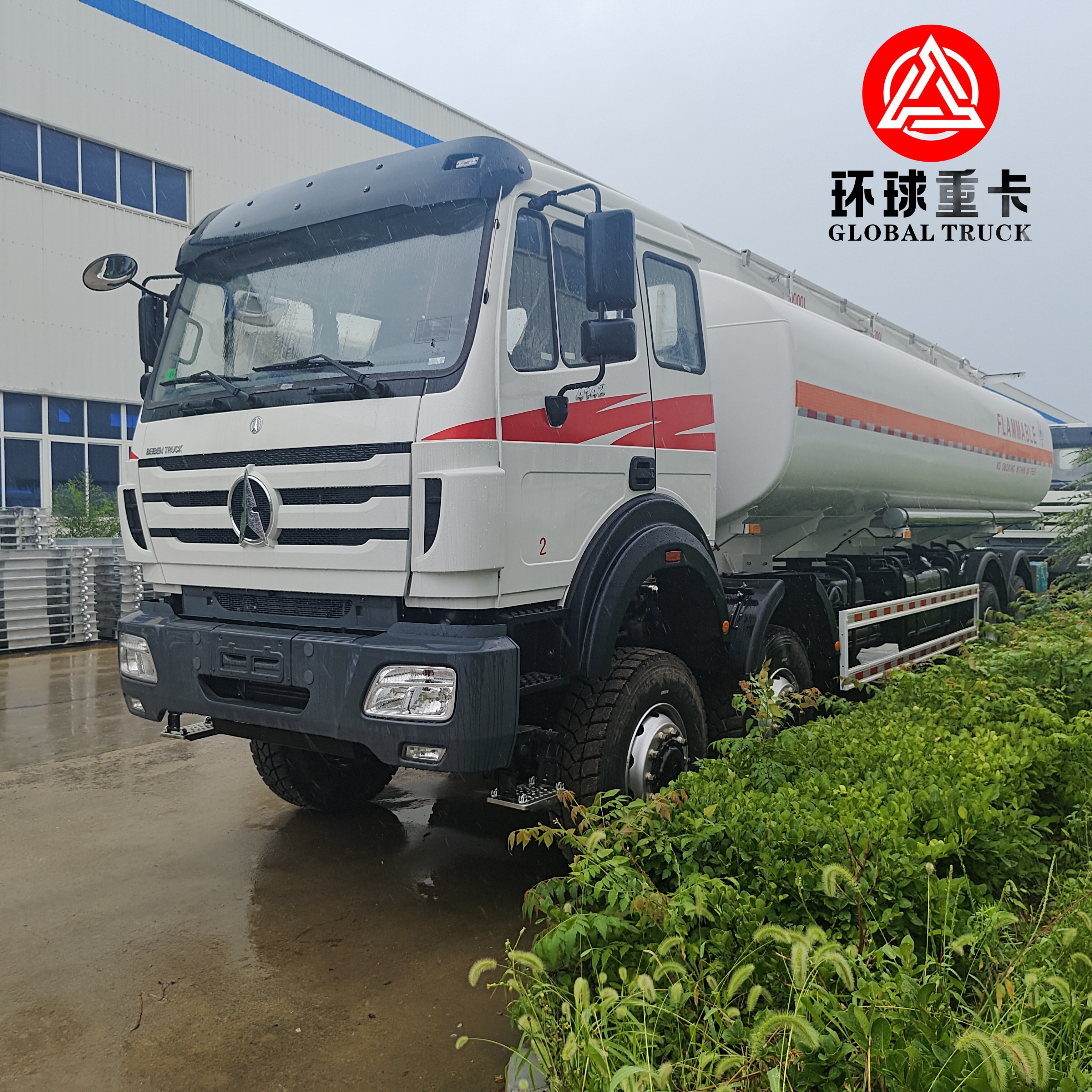 Xe bồn chở nhiên liệu hạng nặng địa hình Beiben 8x8 35.000L dành cho khai thác mỏ Congo