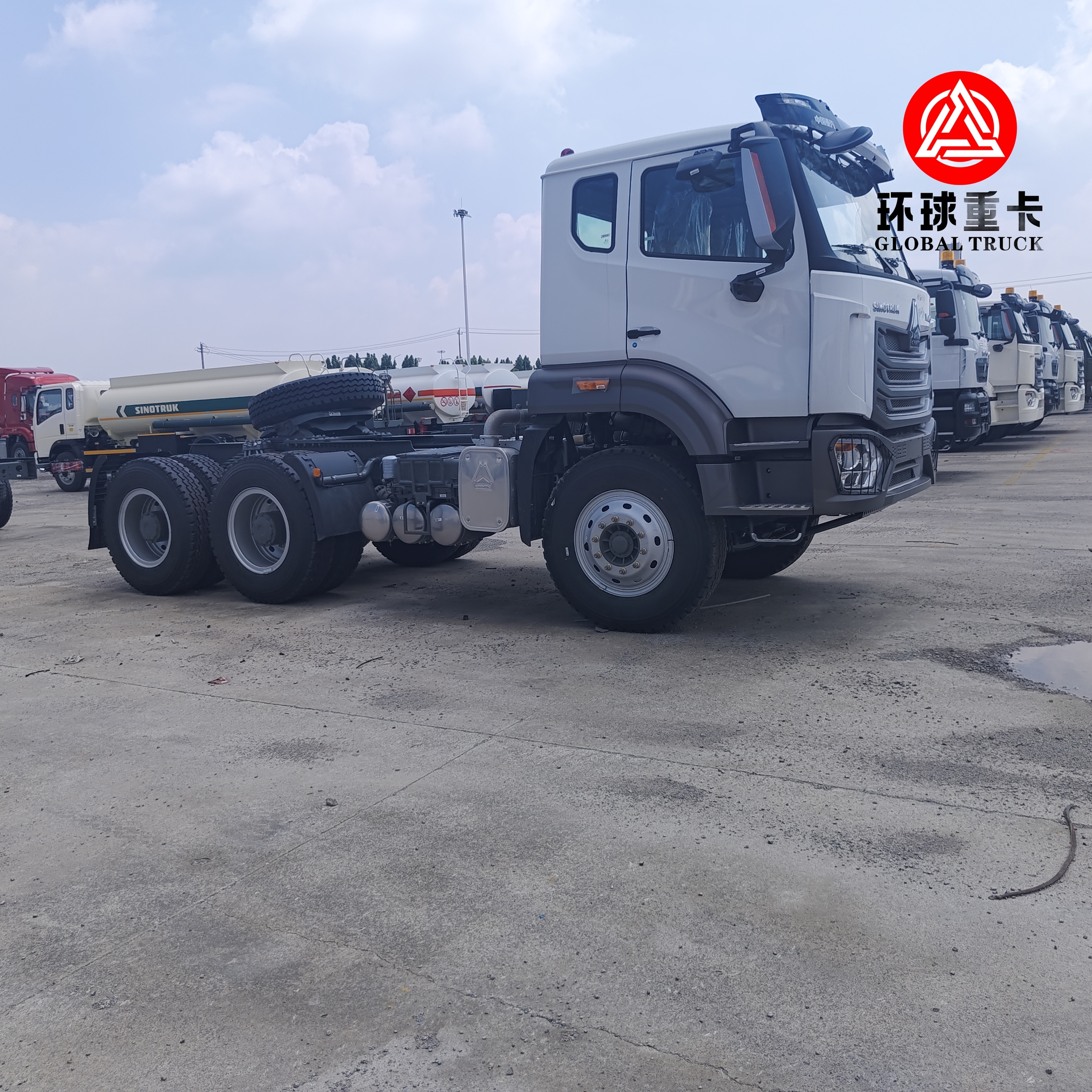 Sinotruk HOWO NX 6x4 xe tải kéo 430HP Heavy Duty Prime Mover cho vận chuyển hàng hóa